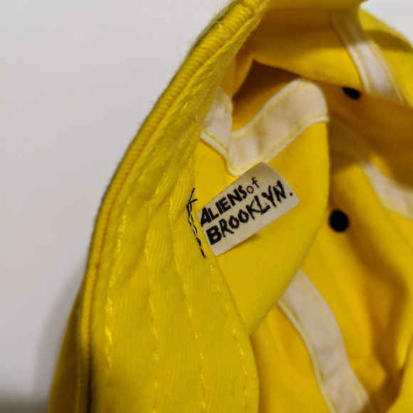 Alien Cap - Picture 5 of 7